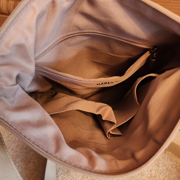 The Sak Lucia Crochet Crossbody Bag Bamboo - Picture 7 of 8